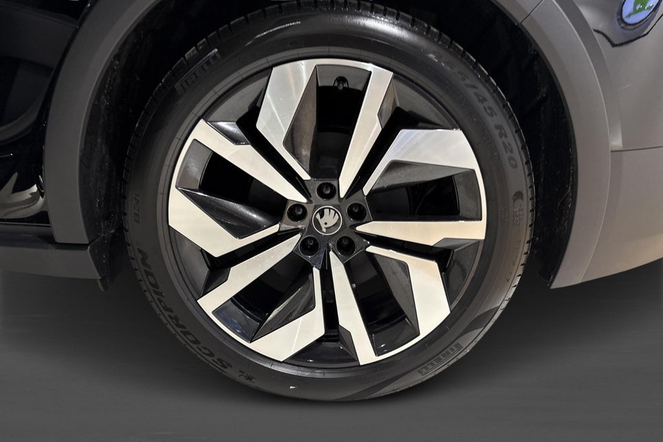 Skoda Elroq 85 iV Sportline 5d
