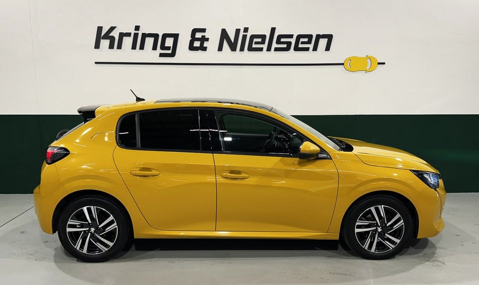 Peugeot 208 1,2 PureTech 100 Allure Sky EAT8 5d