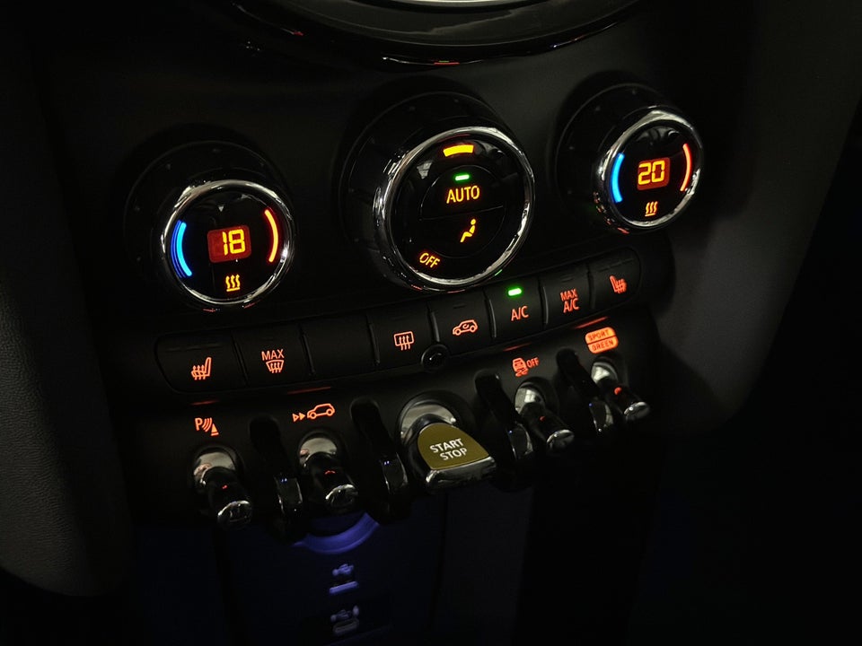 MINI Cooper SE Classic Trim 3d