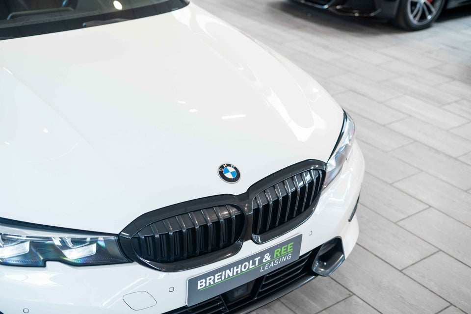 BMW 330e 2,0 Touring Sport Line aut. 5d