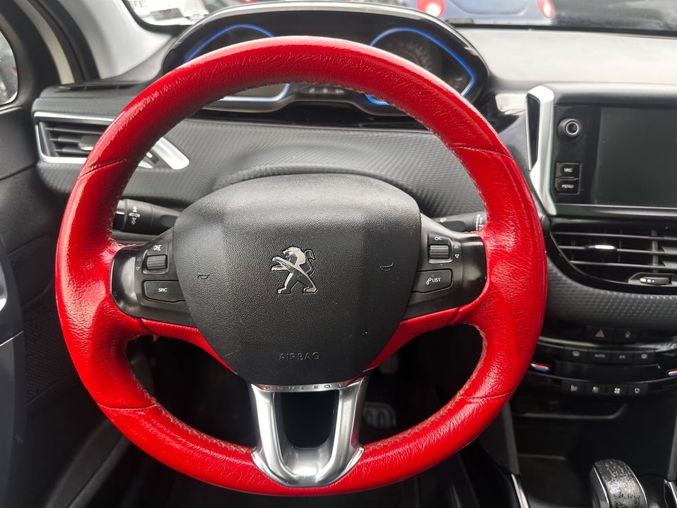 Peugeot 2008 1,6 BlueHDi 100 Allure 5d