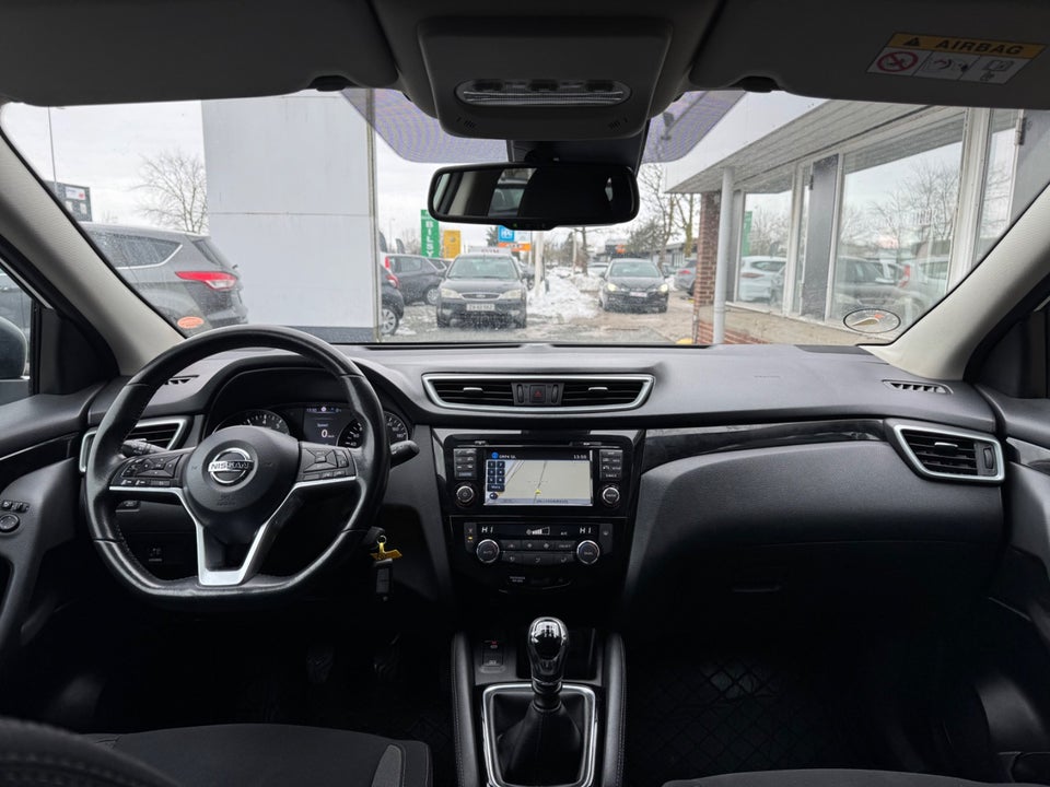 Nissan Qashqai 1,2 Dig-T 115 N-Connecta 5d