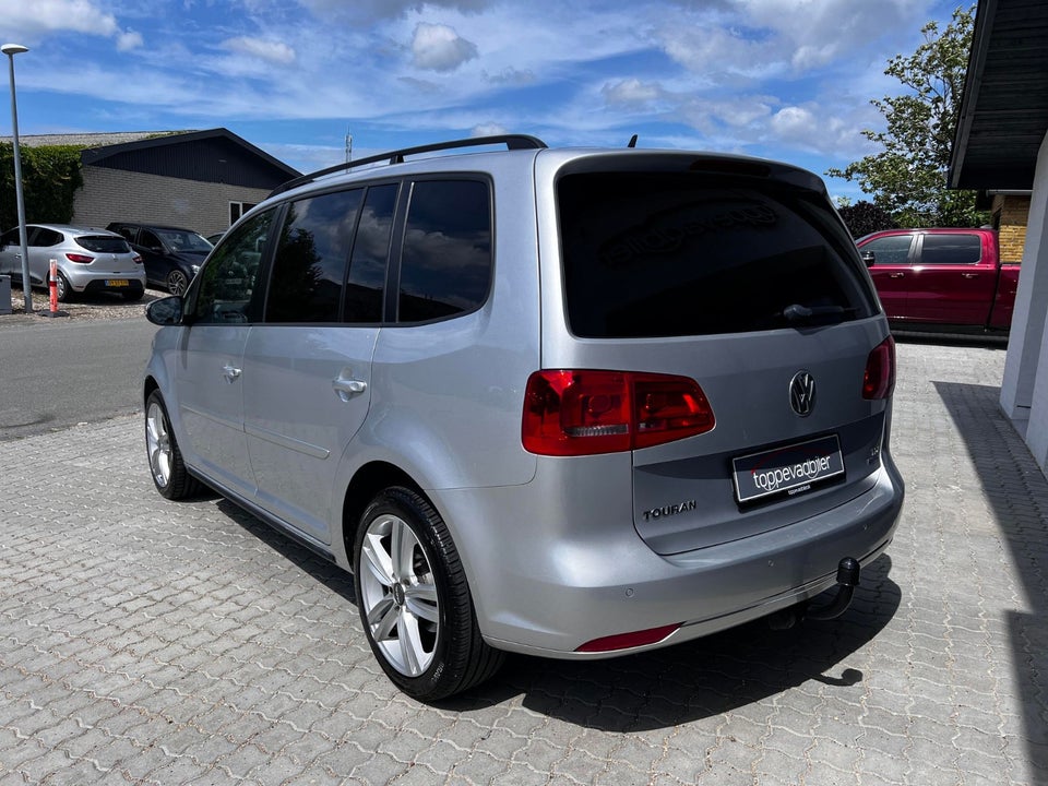 VW Touran 1,6 TDi 105 Comfortline DSG BM Van 5d