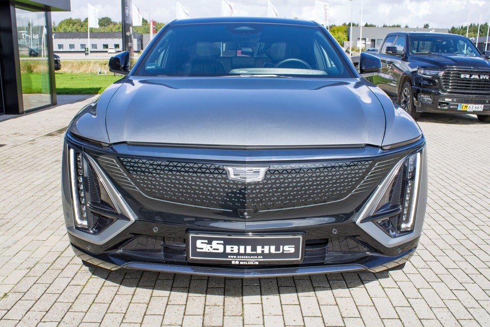 Cadillac Lyriq 600 E4 Sport AWD 5d