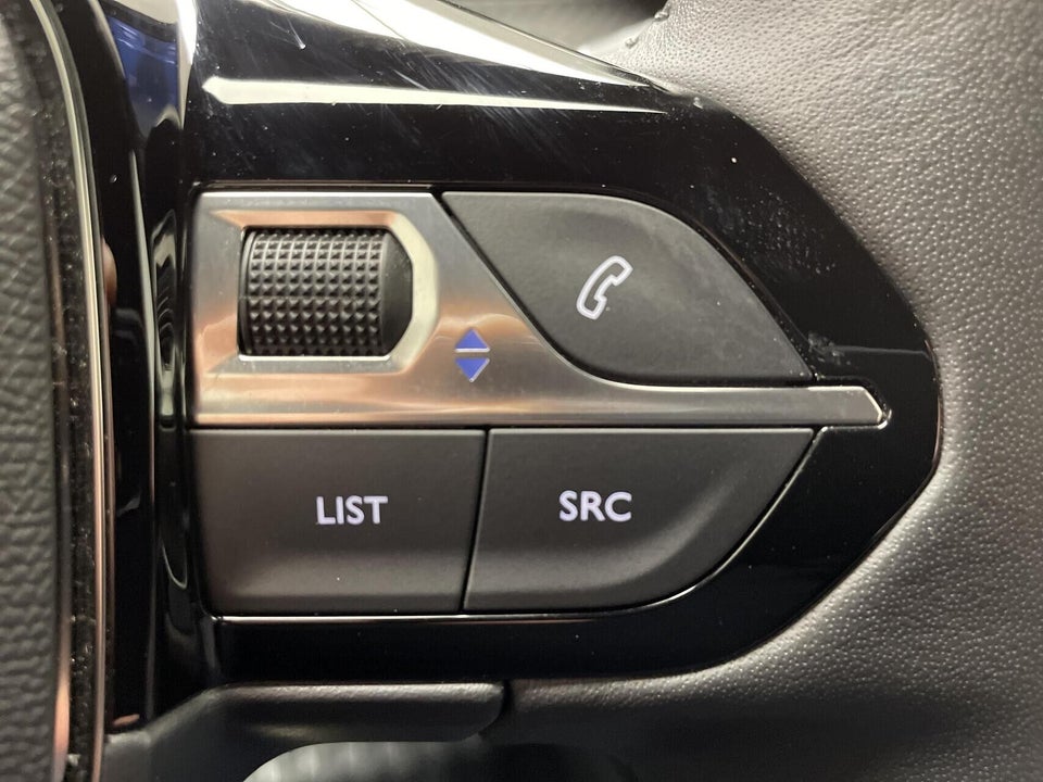 Peugeot e-2008 50 Allure 5d