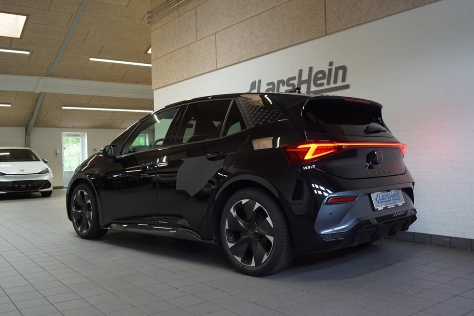 Cupra Born 59 e-Boost 5d