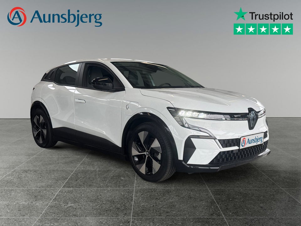 Renault Megane E-Tech 40 Equilibre 5d