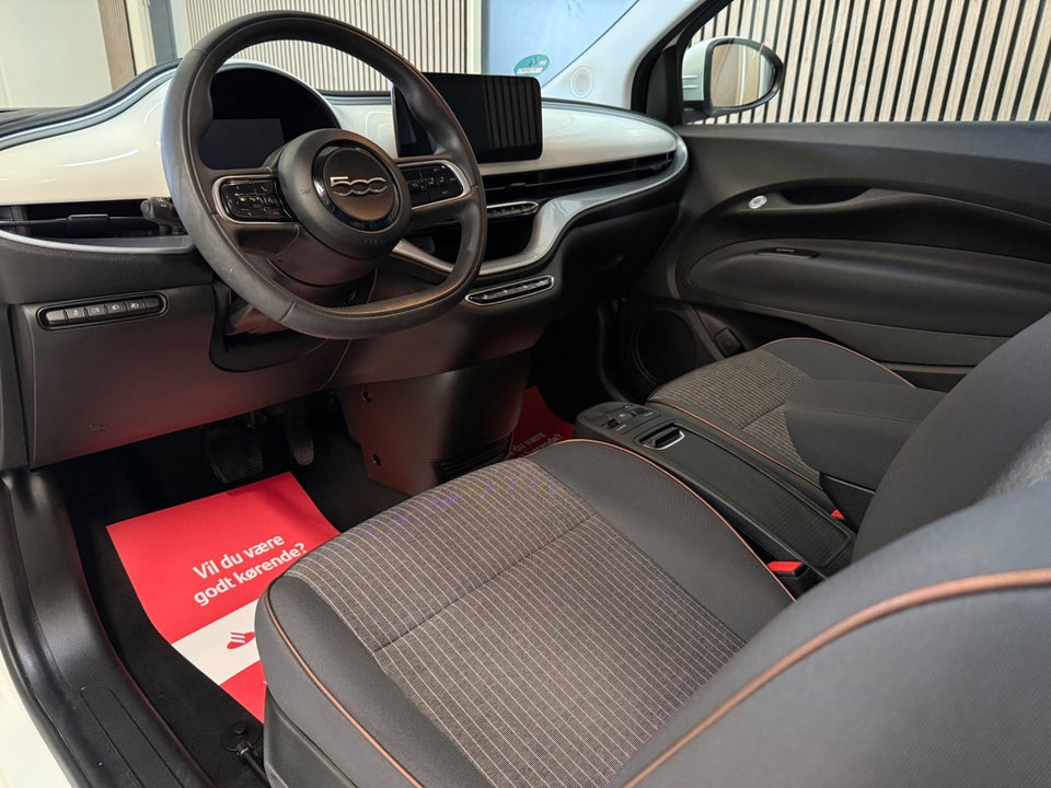 Fiat 500e 42 Icon 3d