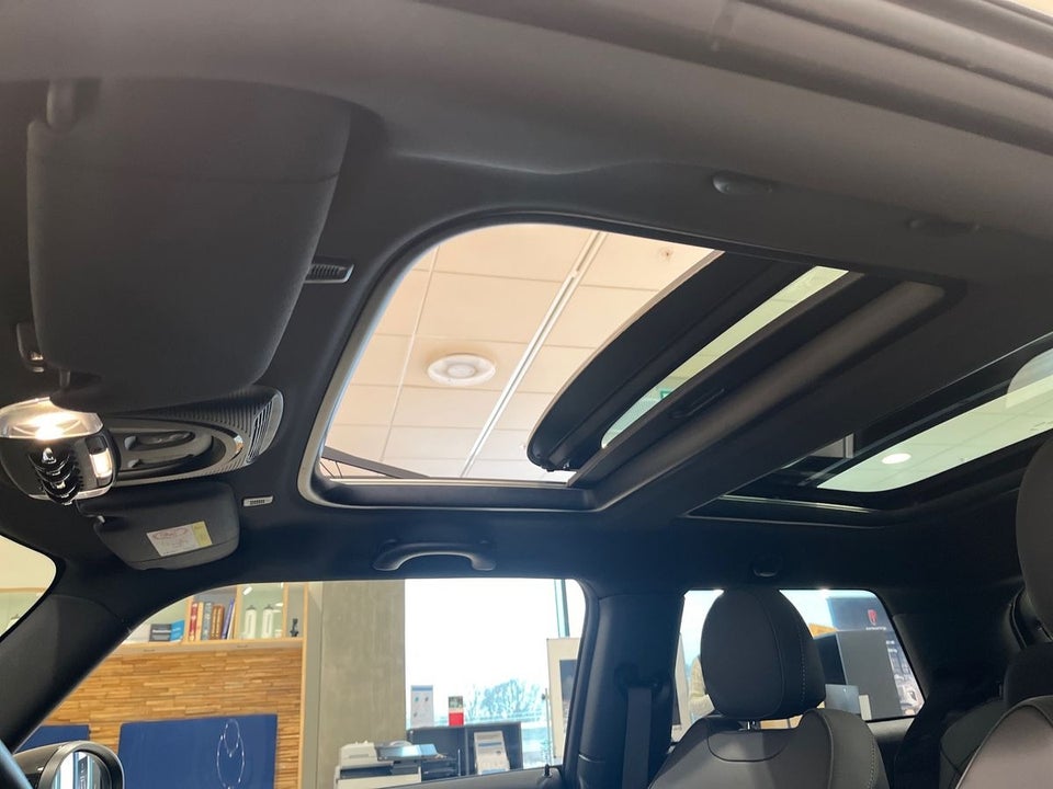 MINI Cooper SE Edition Premium Plus 3d