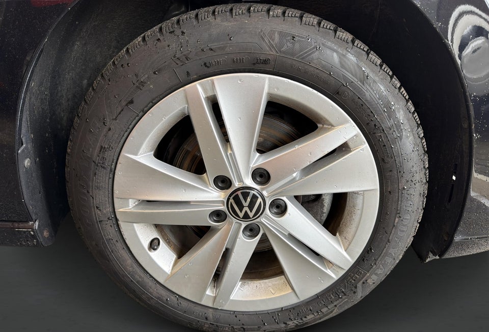 VW Golf VIII 2,0 TDi 115 Life DSG Van 5d