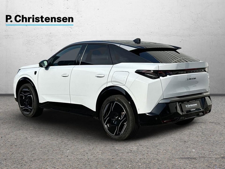 Peugeot e-3008 77 GT Pack 5d