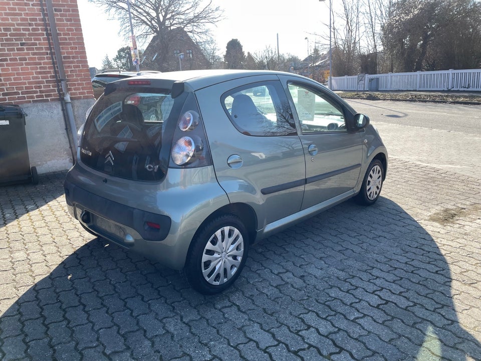 Citroën C1 1,0i Attraction 5d