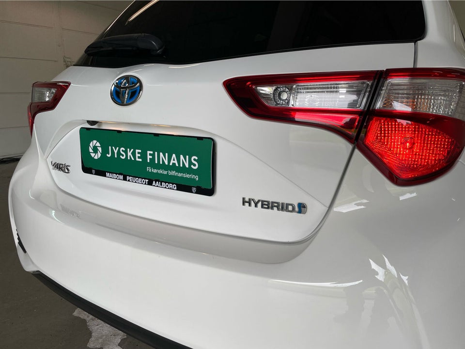 Toyota Yaris 1,5 Hybrid H2 Premium e-CVT 5d