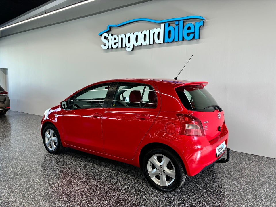 Toyota Yaris 1,3 Luna 5d