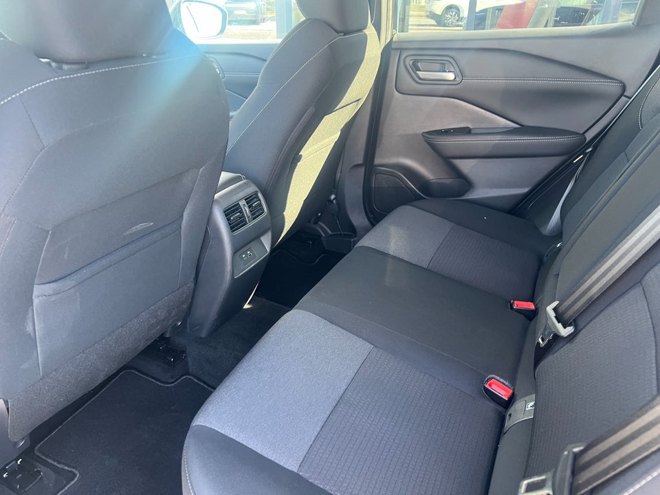 Nissan Qashqai 1,3 mHEV N-Connecta 5d