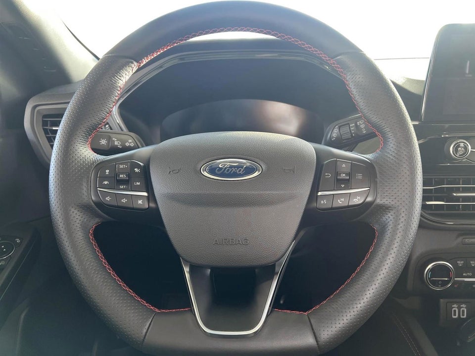 Ford Kuga 2,5 PHEV ST-Line X CVT 5d