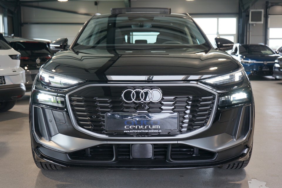 Audi Q6 e-tron S-line quattro 5d