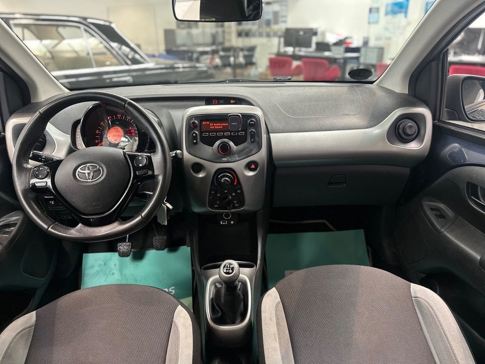 Toyota Aygo 1,0 VVT-i Air 5d