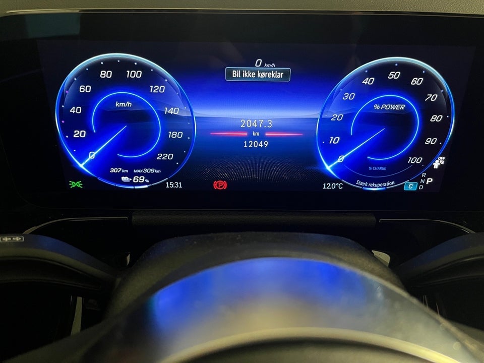 Mercedes EQA300 Progressive 4Matic 5d