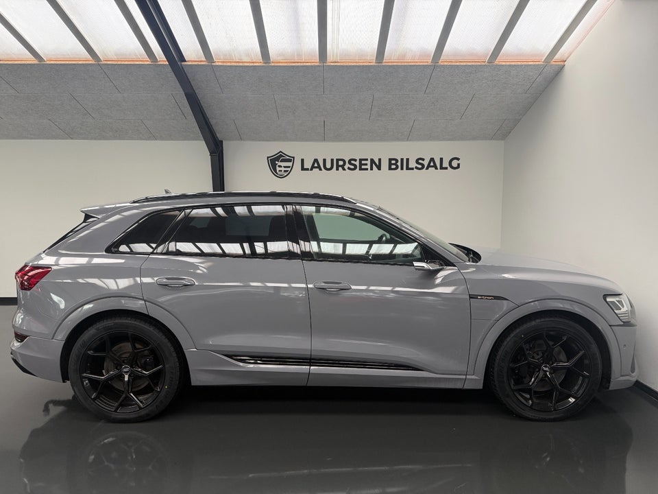 Audi e-tron 55 Advanced quattro 5d