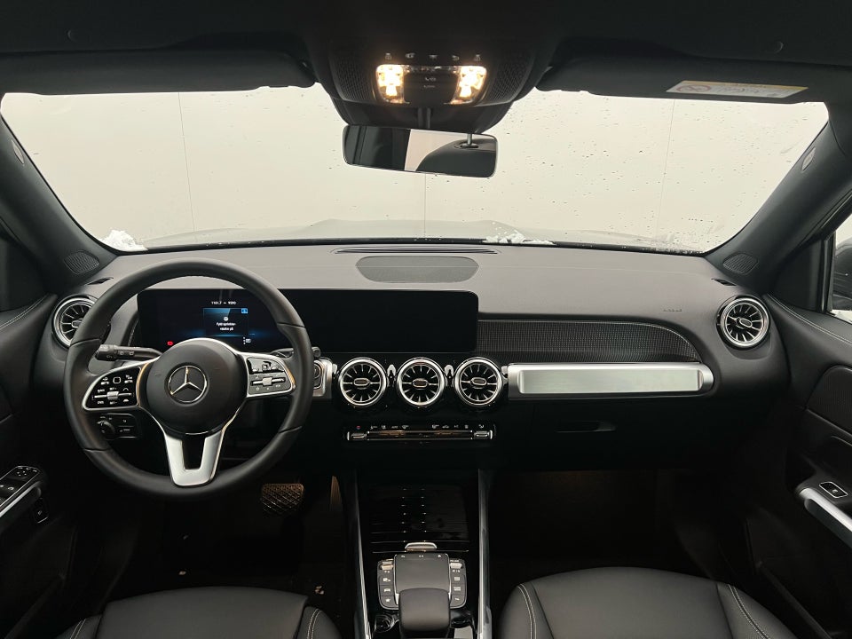 Mercedes EQB300 4Matic 5d