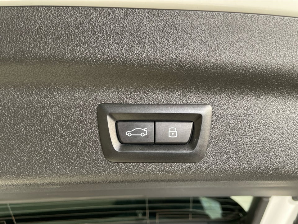 BMW iX1 xDrive30 M-Sport 5d