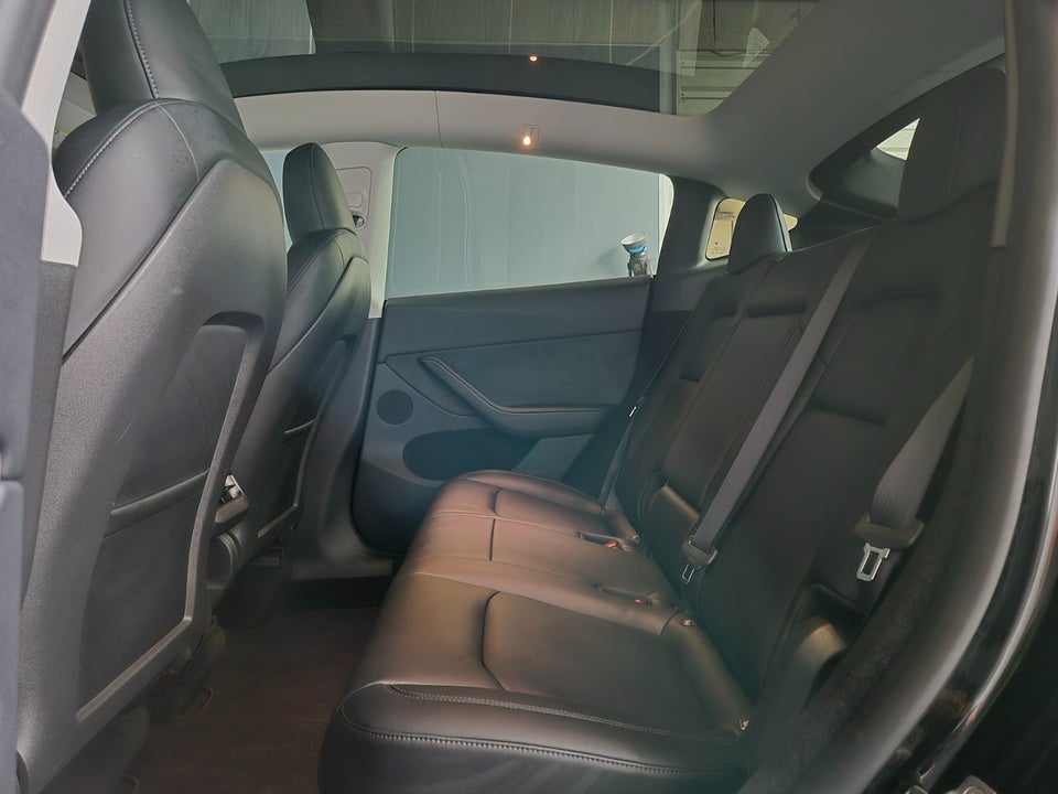 Tesla Model Y Long Range RWD 5d