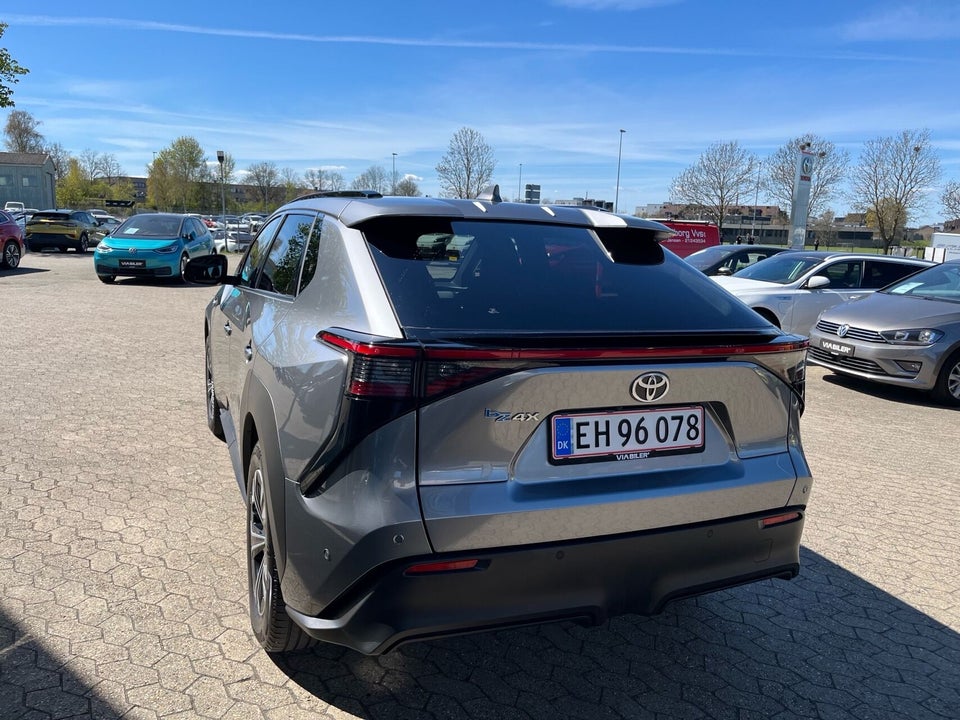 Toyota bZ4X Executive Premium 5d