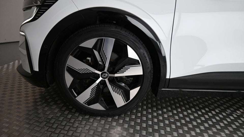 Renault Megane E-Tech 60 Techno 5d