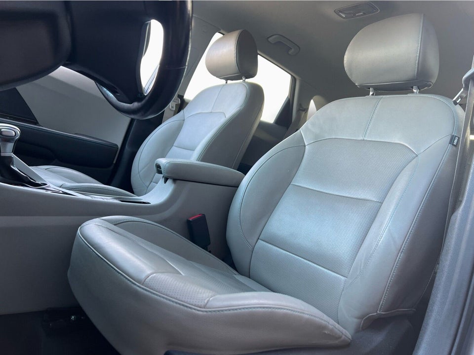 Kia Niro 1,6 PHEV Advance DCT 5d