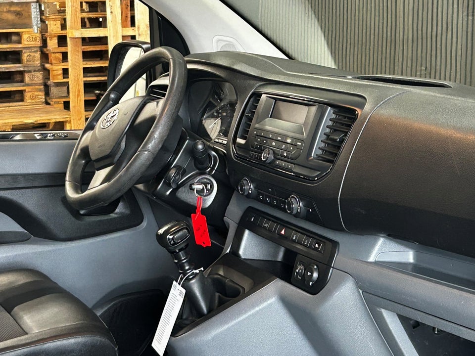 Toyota ProAce 1,6 D 115 Medium Base 5d