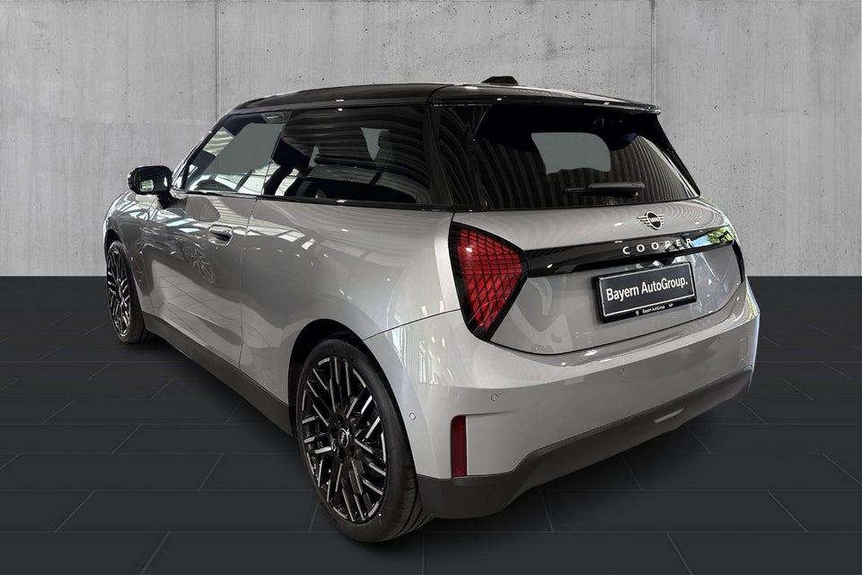 MINI Cooper E Favoured Trim M 3d