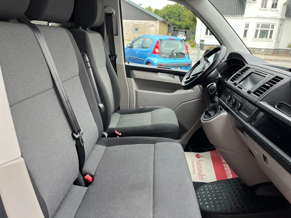 VW Transporter 2,0 TDi 150 Kassevogn DSG lang