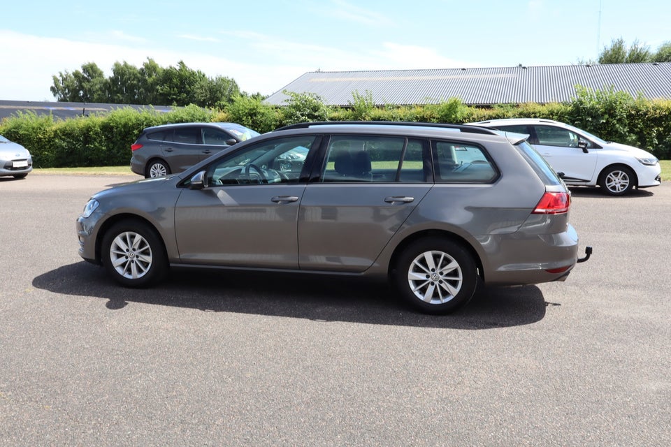 VW Golf VII 1,4 TSi 122 Comfortline Variant BMT 5d