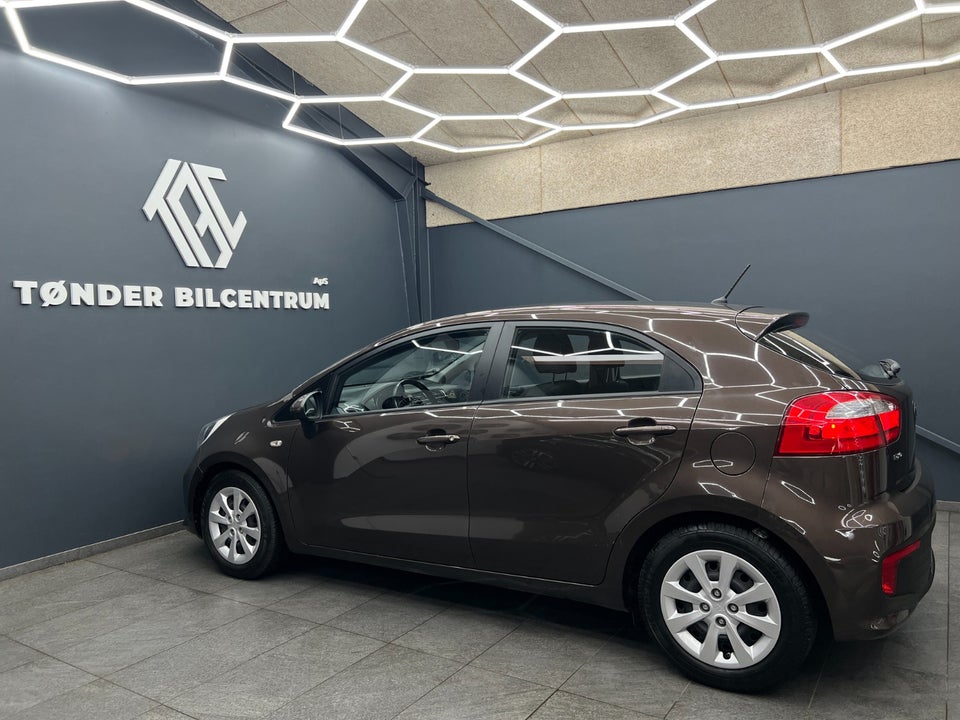 Kia Rio 1,2 CVVT Intro Edition 5d