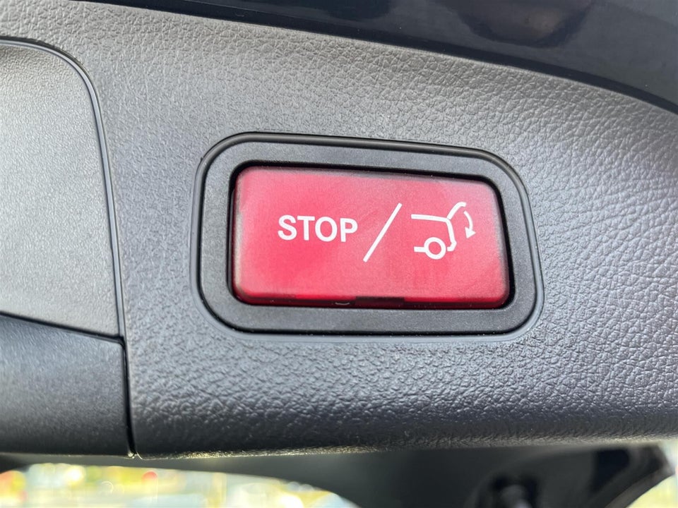 Mercedes EQA300 Progressive 4Matic 5d