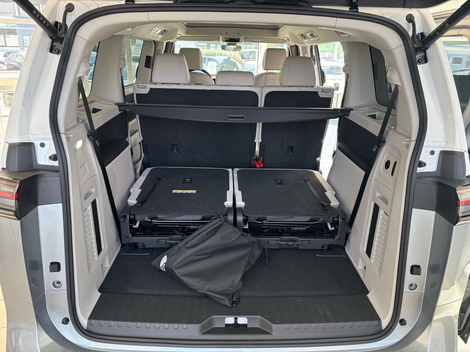 VW ID.Buzz 86 Pro 7prs LWB 5d