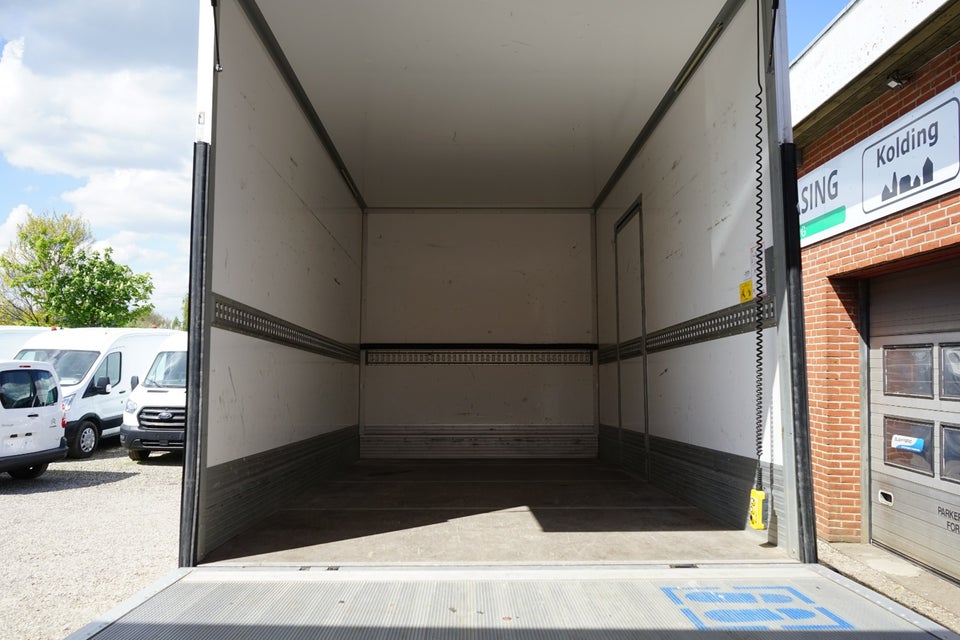 Iveco Daily 2,3 35S14 Alukasse m/lift AG8 2d