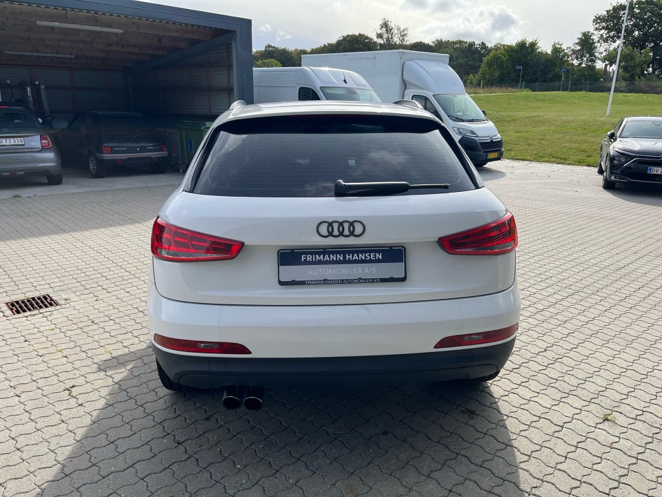 Audi Q3 1,4 TFSi 150 S-tr. 5d