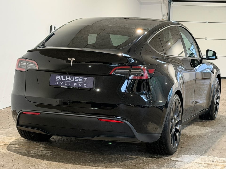 Tesla Model Y Performance AWD 5d