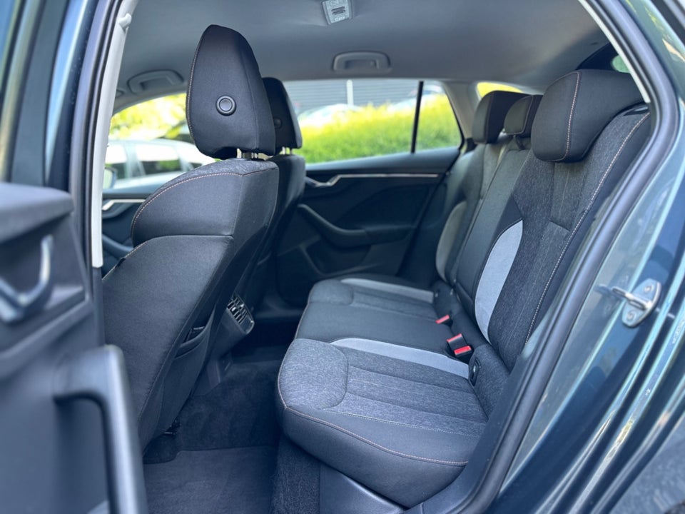 Skoda Scala 1,6 TDi 115 Style 5d