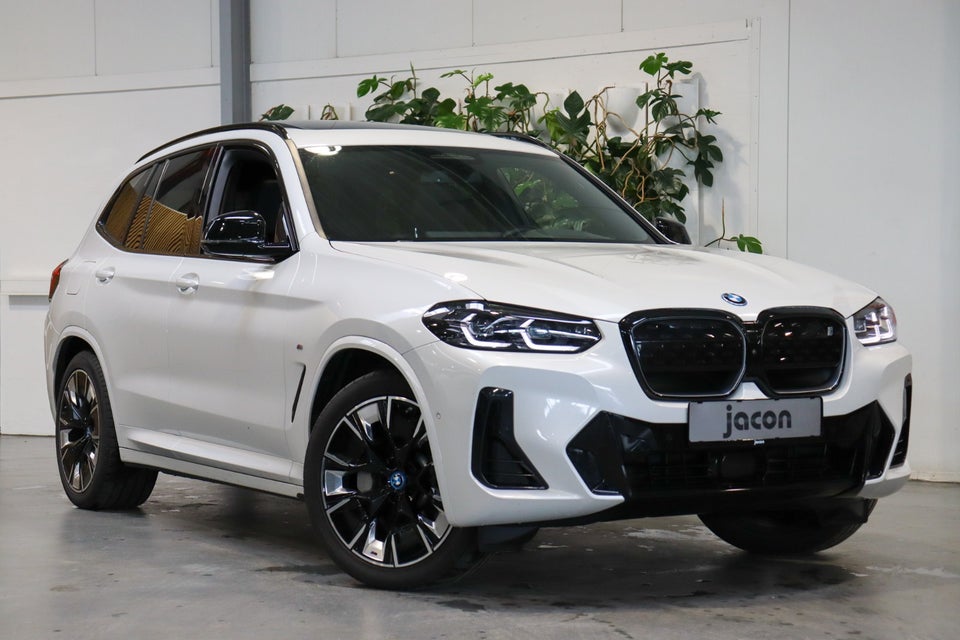 BMW iX3 Charged Plus M-Sport 5d