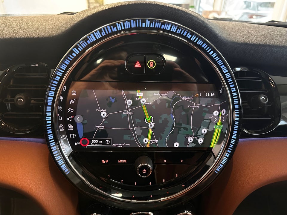 MINI Cooper SE Maximise 3d