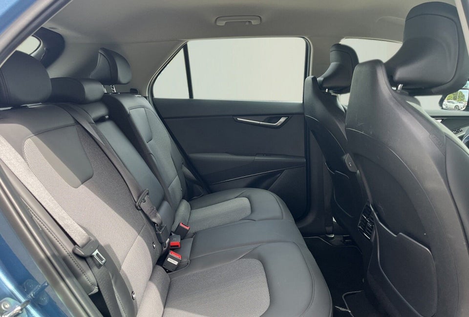 Kia Niro 64 EV Access Plus 5d