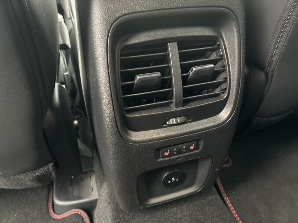 Ford Kuga 2,5 PHEV ST-Line X CVT 5d