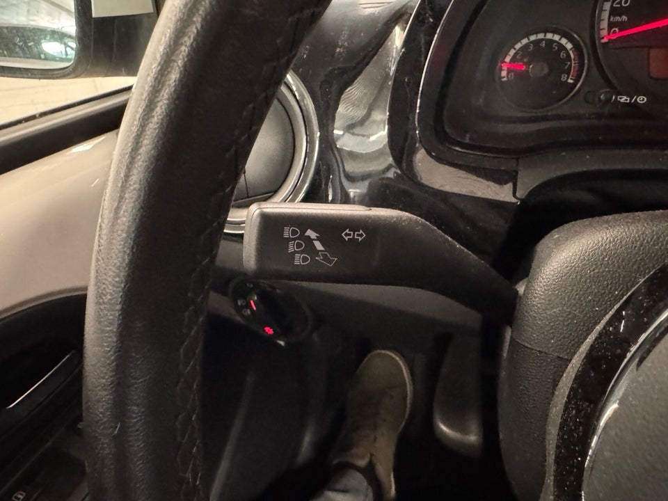 VW Up! 1,0 75 High Up! ASG BMT 5d