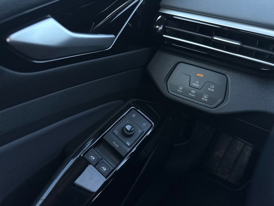 VW ID.4 77 Pro 5d