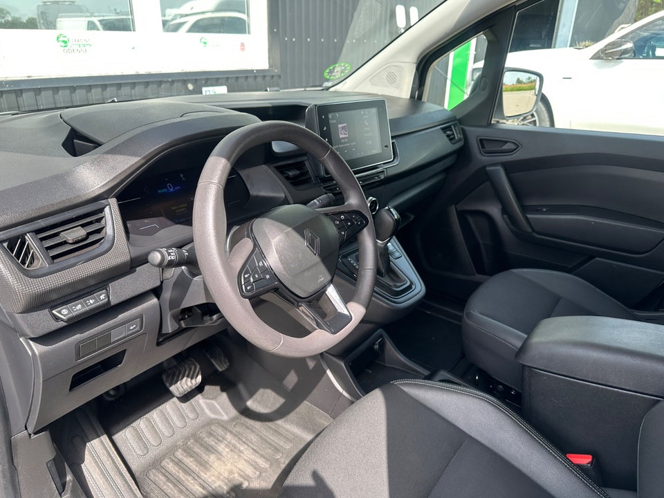 Renault Kangoo E-Tech L2 Van