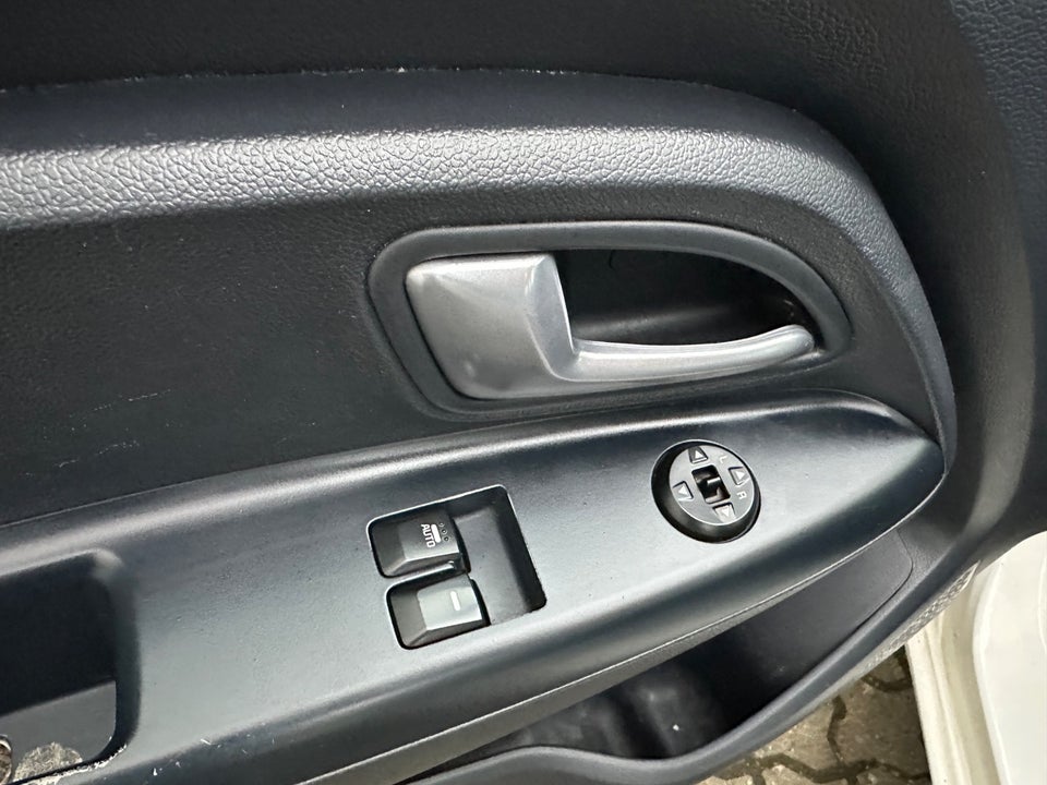 Kia Rio 1,2 CVVT Style+ Limited 5d