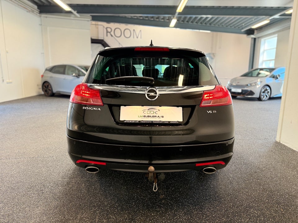Opel Insignia 2,8 V6 Turbo Cosmo Sports Tourer aut. 4x4 5d